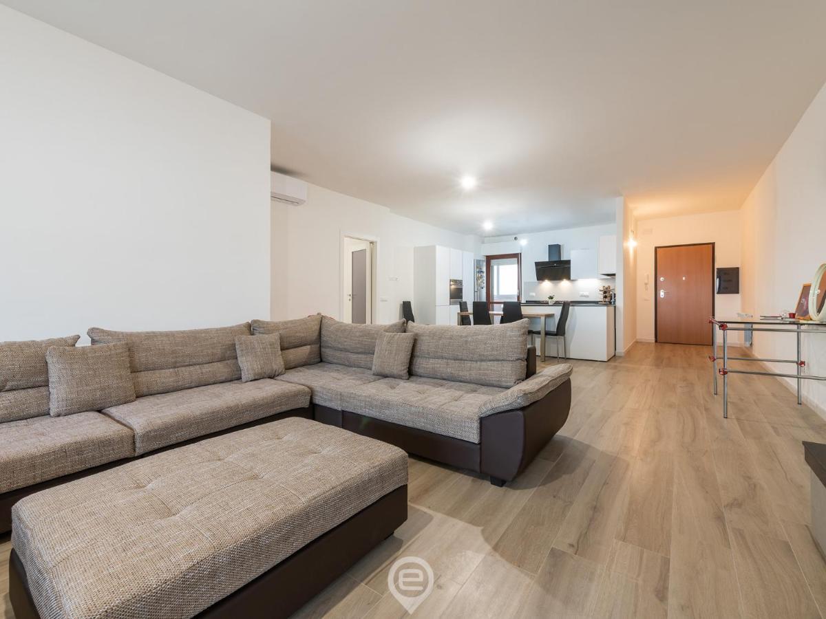 Giulia'S House Apartment Oristano Ngoại thất bức ảnh